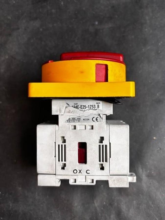 Used ALLEN BRADLEY 194E-E25-1753 ROTARY SWITCH ($22 OBO)