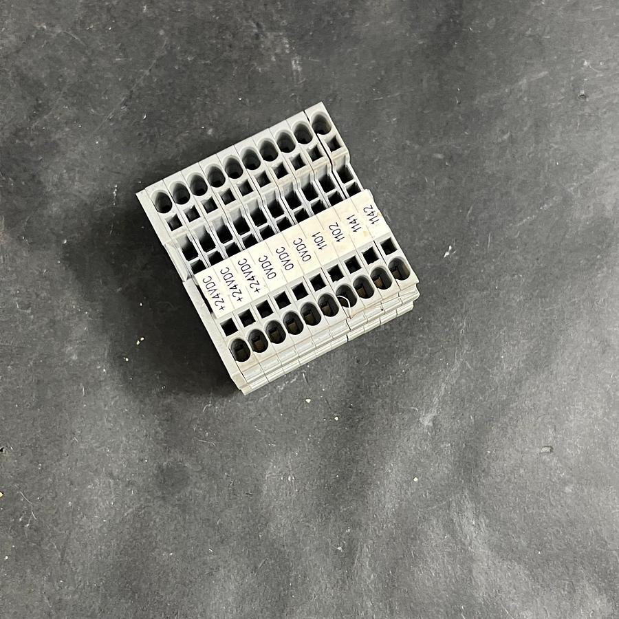 Used PHOENIX CONTACT TYP D-ST 2,5 CONTACT BLOCKS - SET OF 10 ($12 OBO)