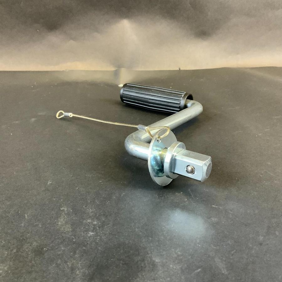 Used 07-000094-00 E-BIKE TRAILER CRANK FOR URB-E E-BIKE ($10 OBO)