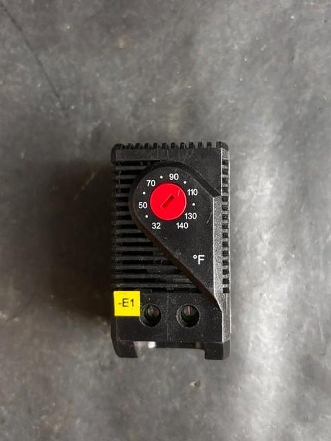 Used HOFFMAN 01144.9-00 THERMOSTAT ($15 OBO)