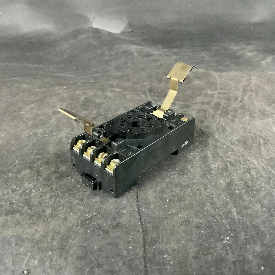 Used MATSUSHITA AT8-RFD RELAY SOCKET ($10 OBO)