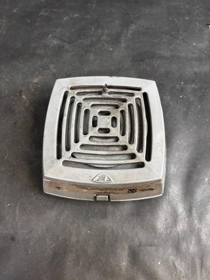 Used EDWARDS SIGNALING 874-N5 SURFACE HORN ($70 OBO)