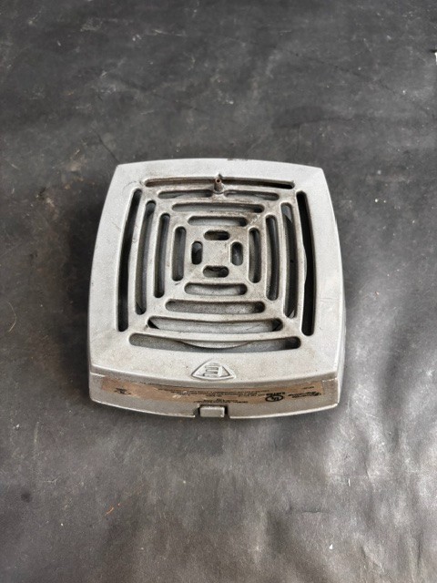 Used EDWARDS SIGNALING 874-N5 SURFACE HORN ($70 OBO)