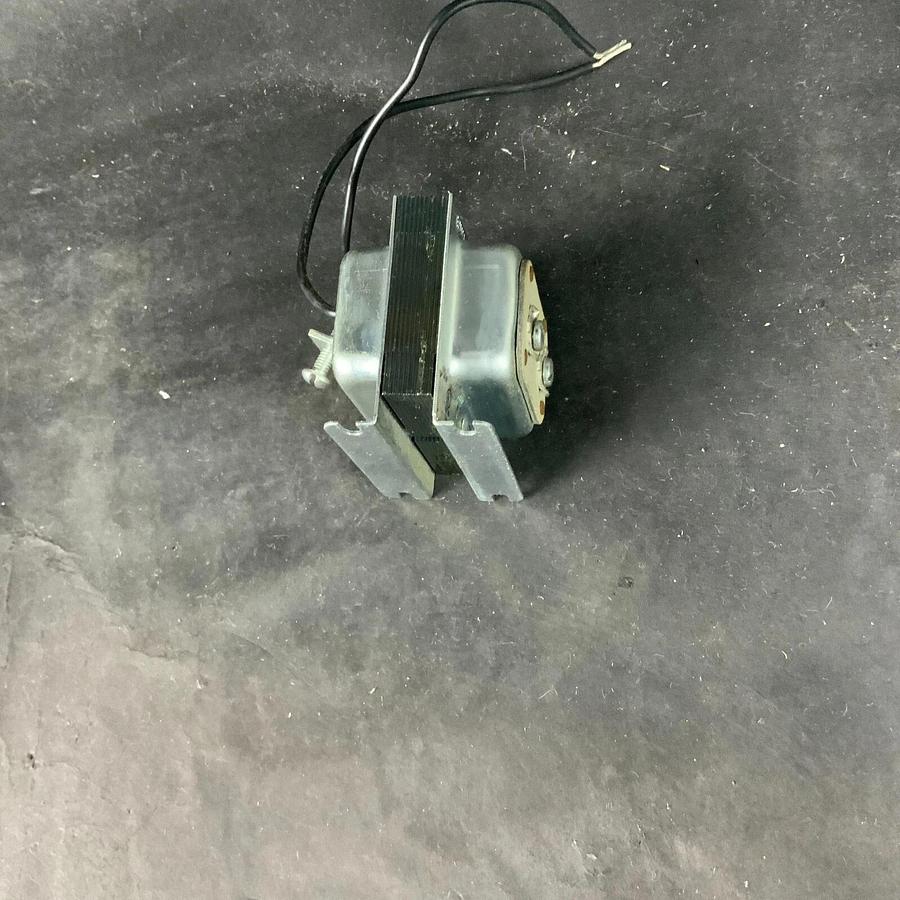 Used EDWARDS TRANSFORMER 590 TRANSFORMER ($10 OBO)