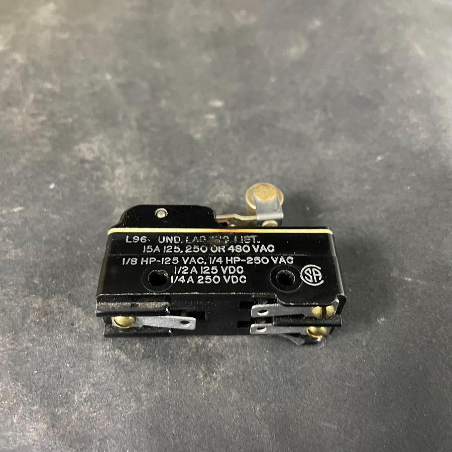 Used HONEYWELL BZ-2RW 2255 7741 - MICRO SWITCH