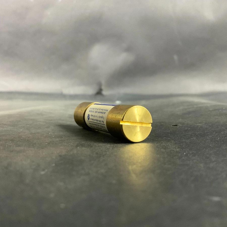 Used BUSSMANN REN5 SUPER-LAG FUSE ($3 OBO)