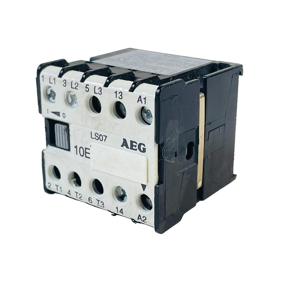 Used AEG LS07 10E MINIATURE CONTACTOR 24V DC COIL 3-POLE 16A 910-302-011-00