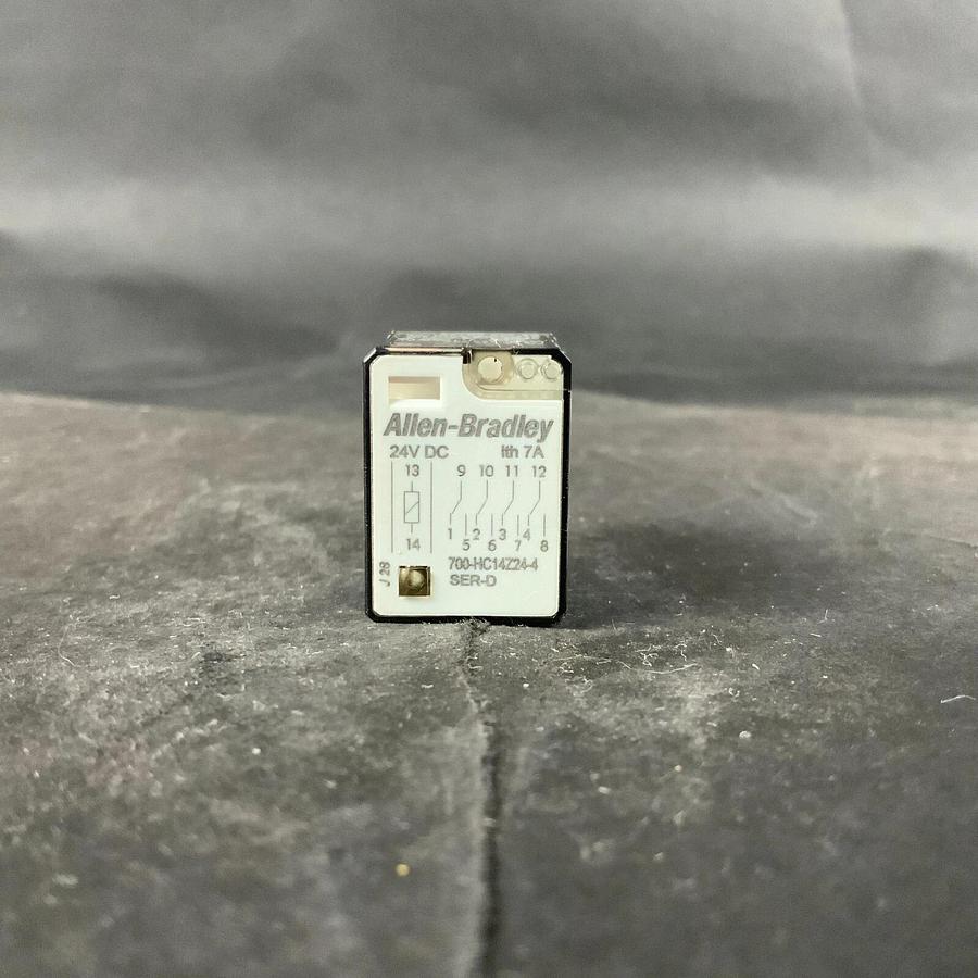Used ALLEN BRADLEY 700-HC14Z24-4 RELAY ($10 OBO)