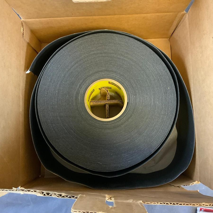 Used 3M BUMPON RESILIENT ROLLSTOCK SJ5216 4.5" x 36 YARDS ($500 OBO)
