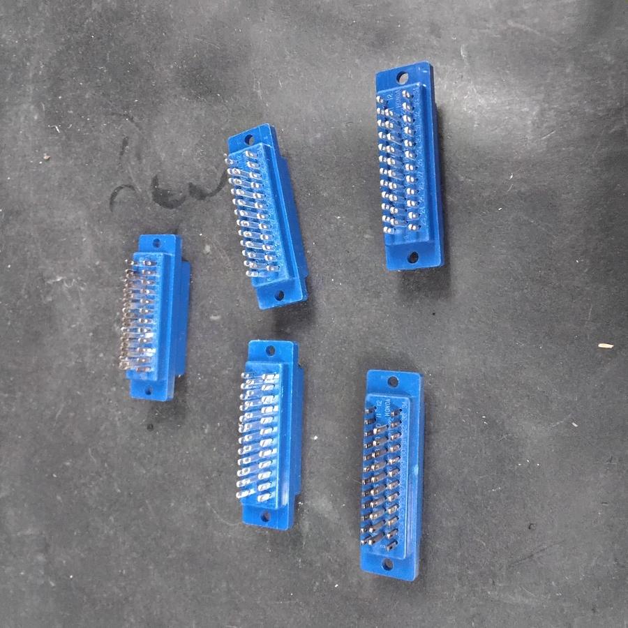 Used HONDA MR-34F ELECTRICAL CONNECTORS - GROUP OF 5 ($14 OBO)