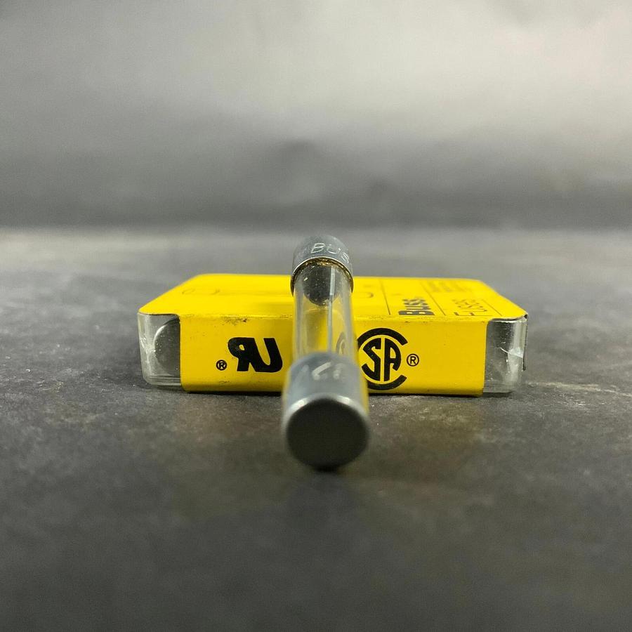 BUSSMANN AGC-30 FUSE- SET OF 4 ($5 OBO)