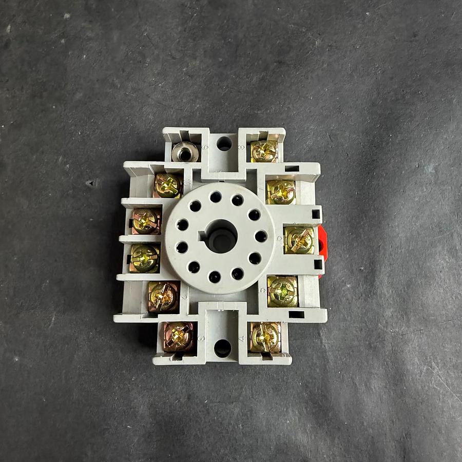 Used SQUARE D 8501NR61 RELAY SOCKET ($15 OBO)