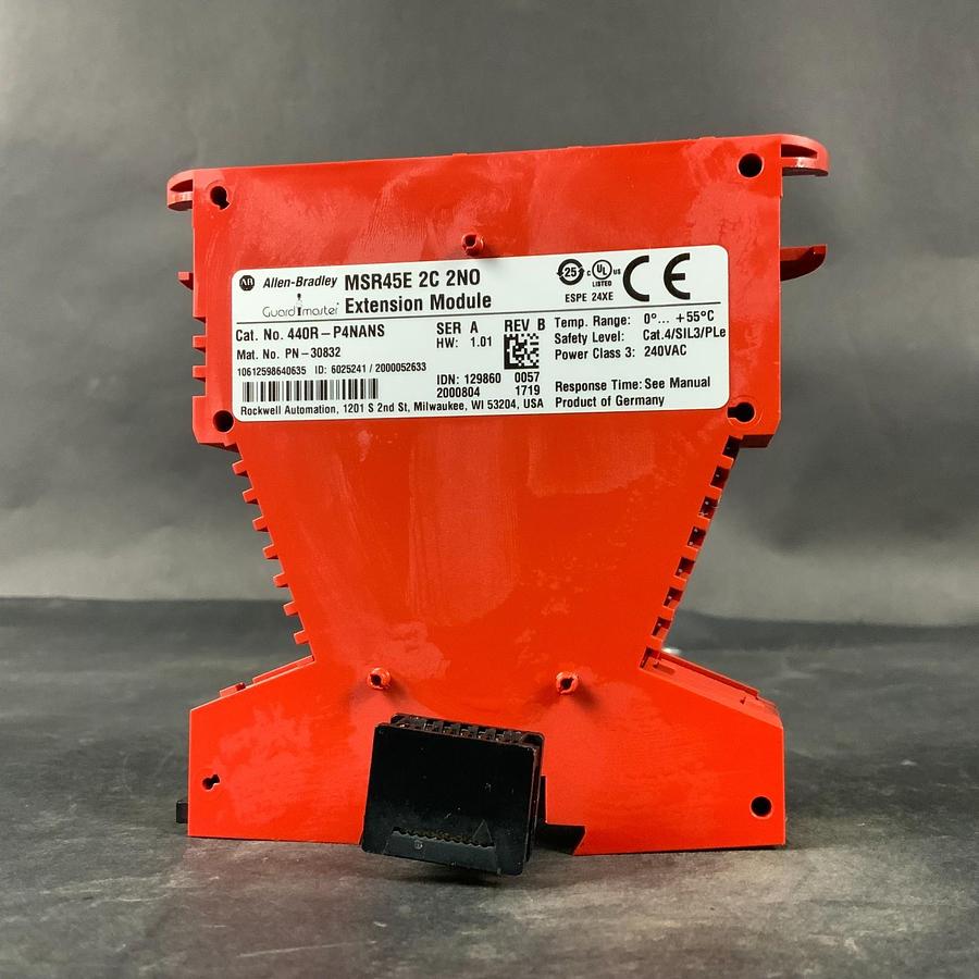 Used ALLEN BRADLEY GUARD MASTER 440R-P4NANS EXTENSION MODULE ($45 OBO)