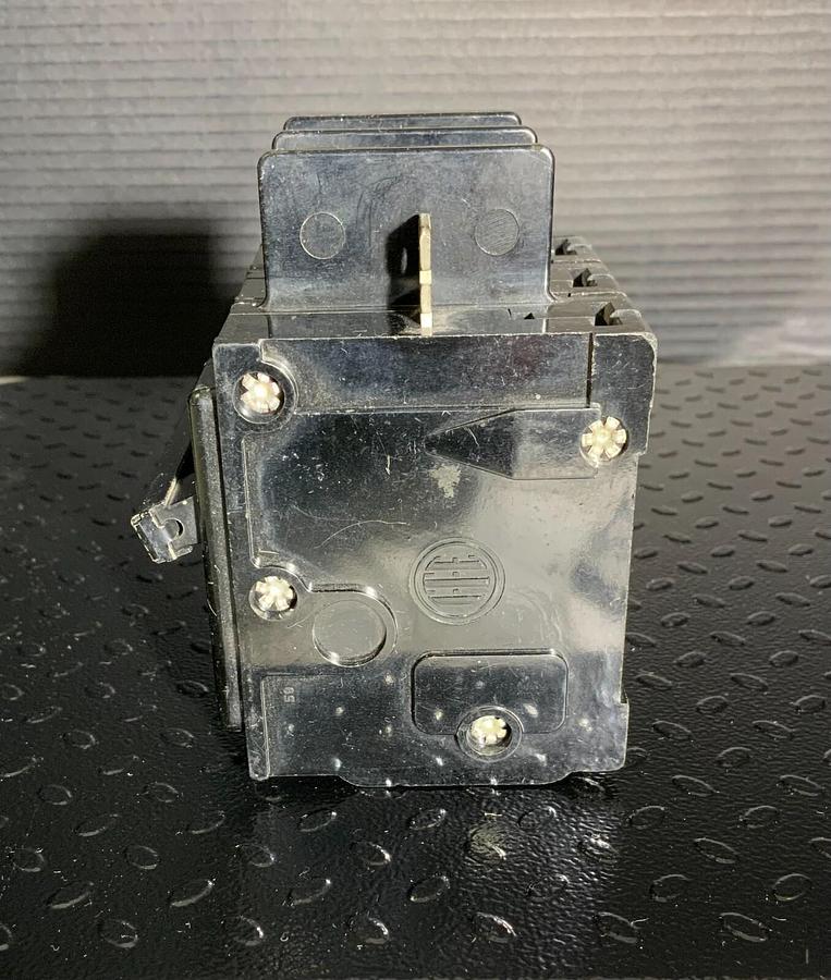 Used SIEMENS BQ3B020 ($49.99/EACH OBO)