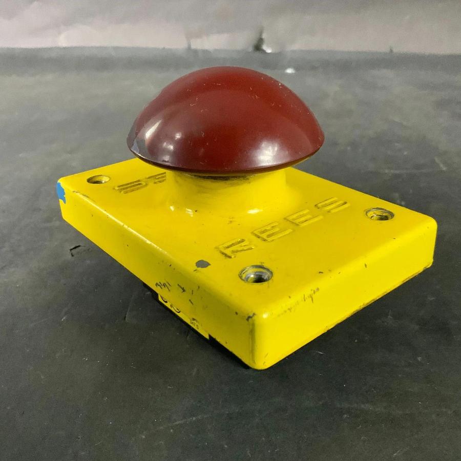 Used REES 347S HEAVY DUTY PUSH BUTTON ($25 OBO)
