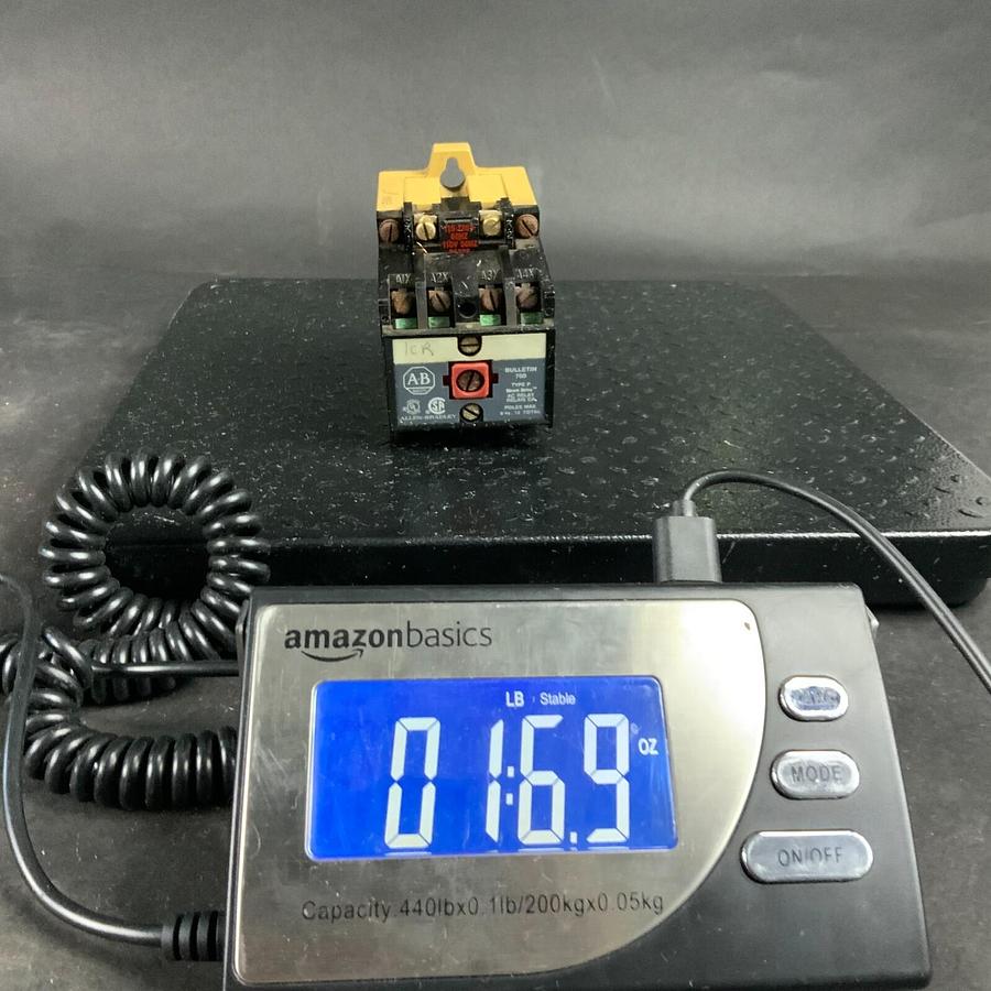 Used ALLEN BRADLEY 700-P400A1 SER. B AC RELAY ($30 OBO)