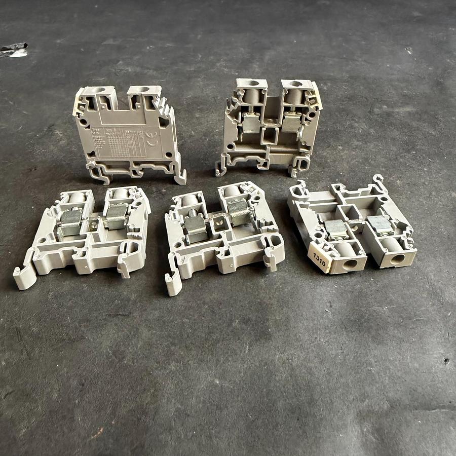 Used ENTRELEC M/8 TERMINAL BLOCK - LOT OF 5 ($13 OBO)