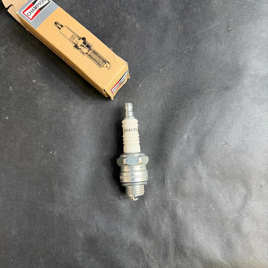 CHAMPION 841J8C SPARK PLUG ($8 OBO)