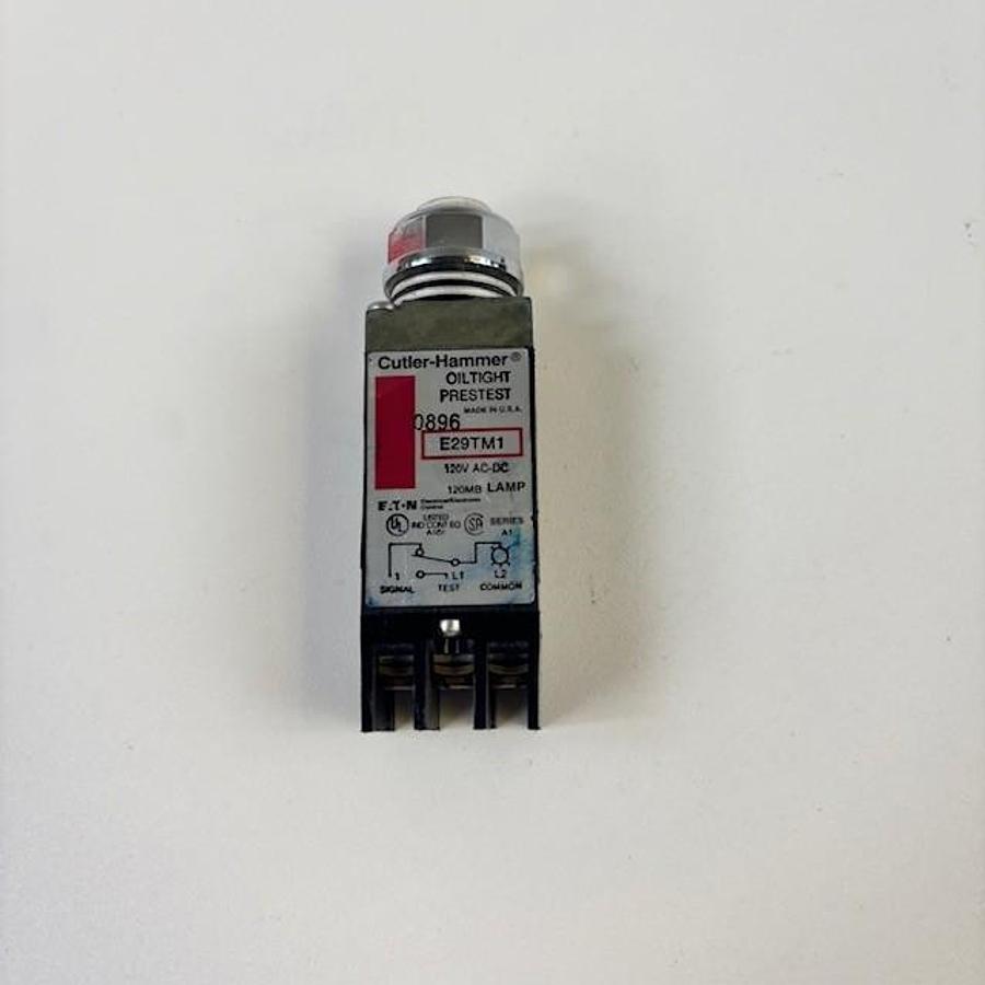 Used CUTLER-HAMMER E29TM1 OILTIGHT PRETEST LIGHT