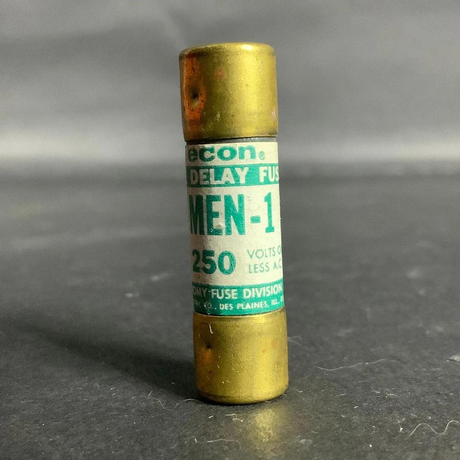 ECONOLIM MEN-1 FUSE - SET OF 4 ($16 OBO)