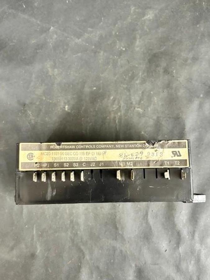 Used ROBERTSHAW MC20-1101 RELAY MODULE