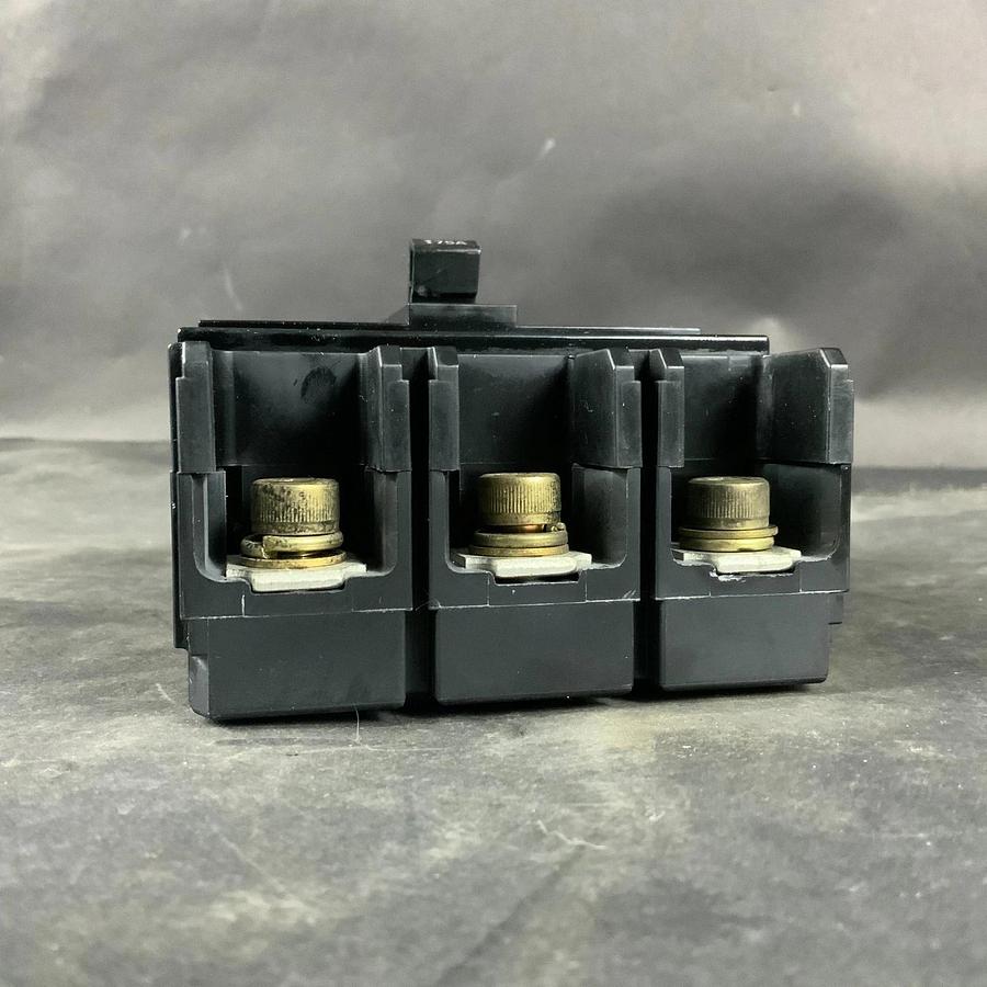 Used FUJI ELECTRIC EA203B AUTO BREAKER ($65 OBO)