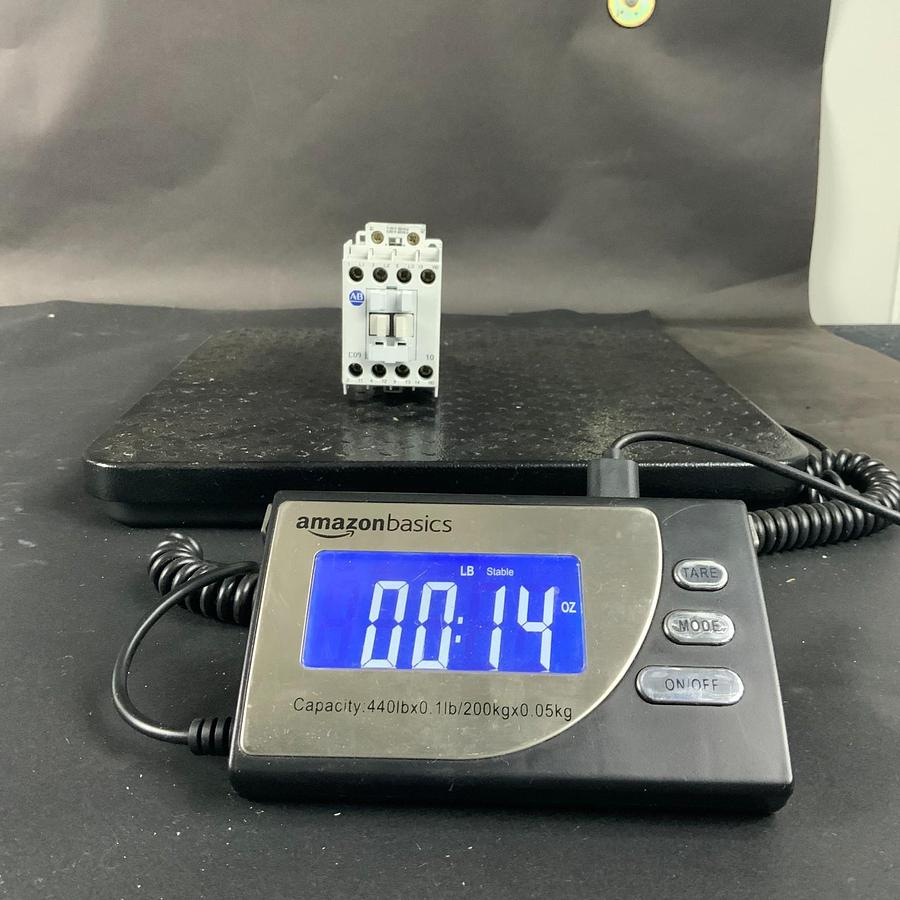 Used ALLEN BRADLEY 100-C09*10 CONTACTOR RELAY ($20 OBO)