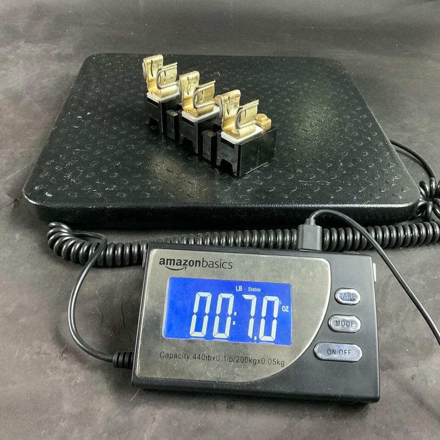 Used ALLEN BRADLEY X-401978 FUSE BLOCK ($15 OBO)