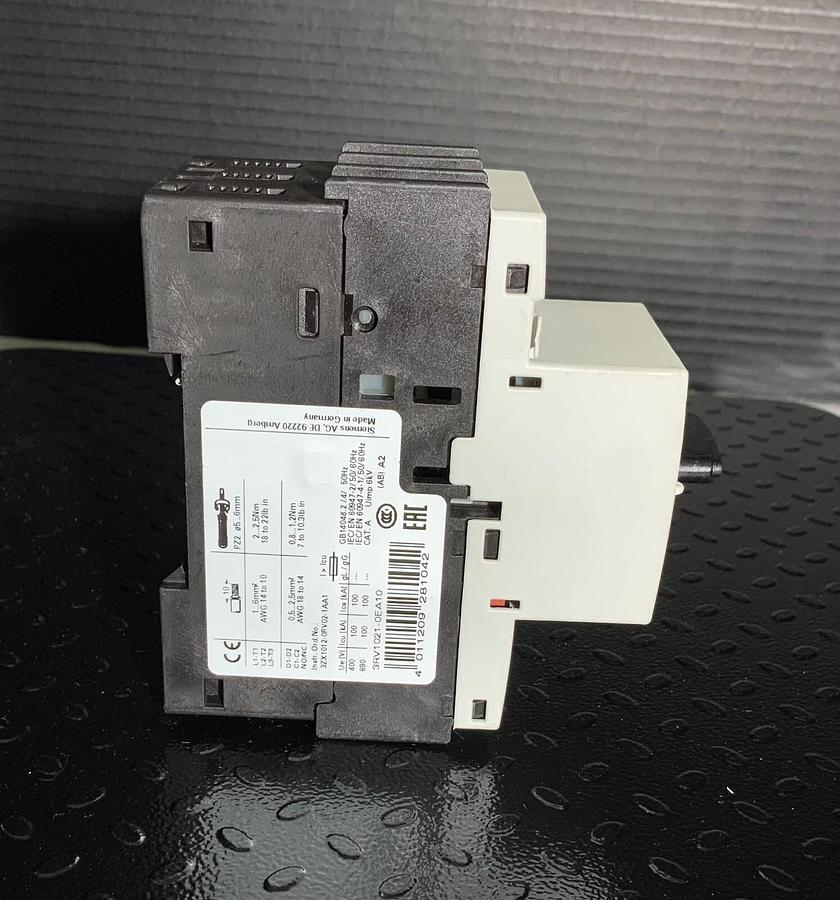 Used SIEMENS 3RV1021-0EA10 ($54.99/EACH OBO)