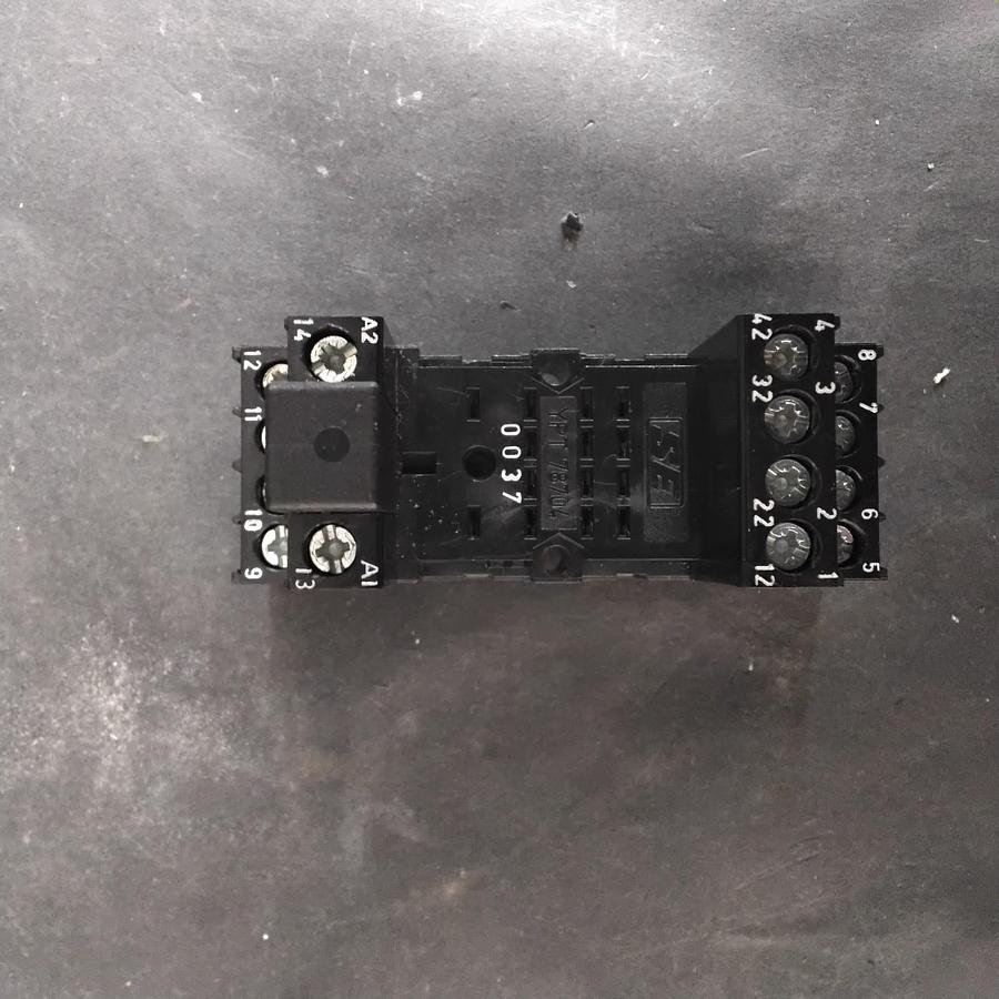 Used SCHNEIDER ELECTRIC YPT78704 RELAY SOCKET ($7 OBO)