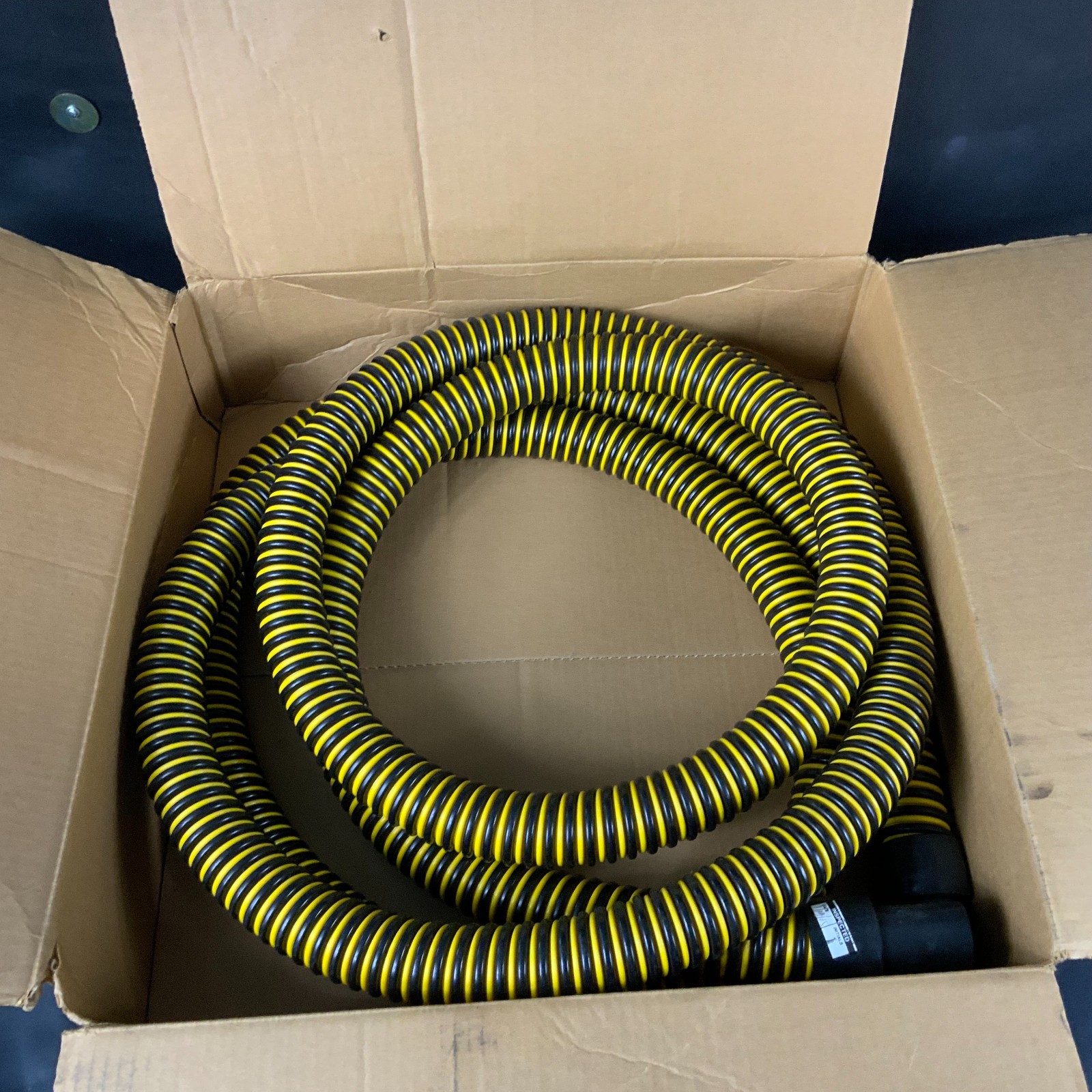 Used GRAINGER 1ZNB7 6.535.48.05B SUCTION AND DISCHARGE HOSE ($100 OBO)