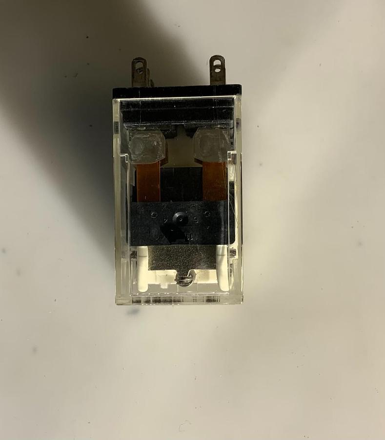 Used OMRON MY2N-24VDC ($5.99/EACH OBO)