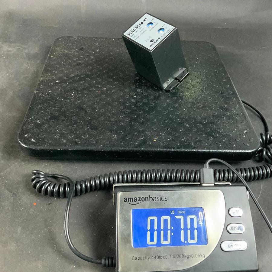 Used ORIENTAL MOTOR SS31-SSSD-E1 MOTOR CONTROLLER ($20 OBO)