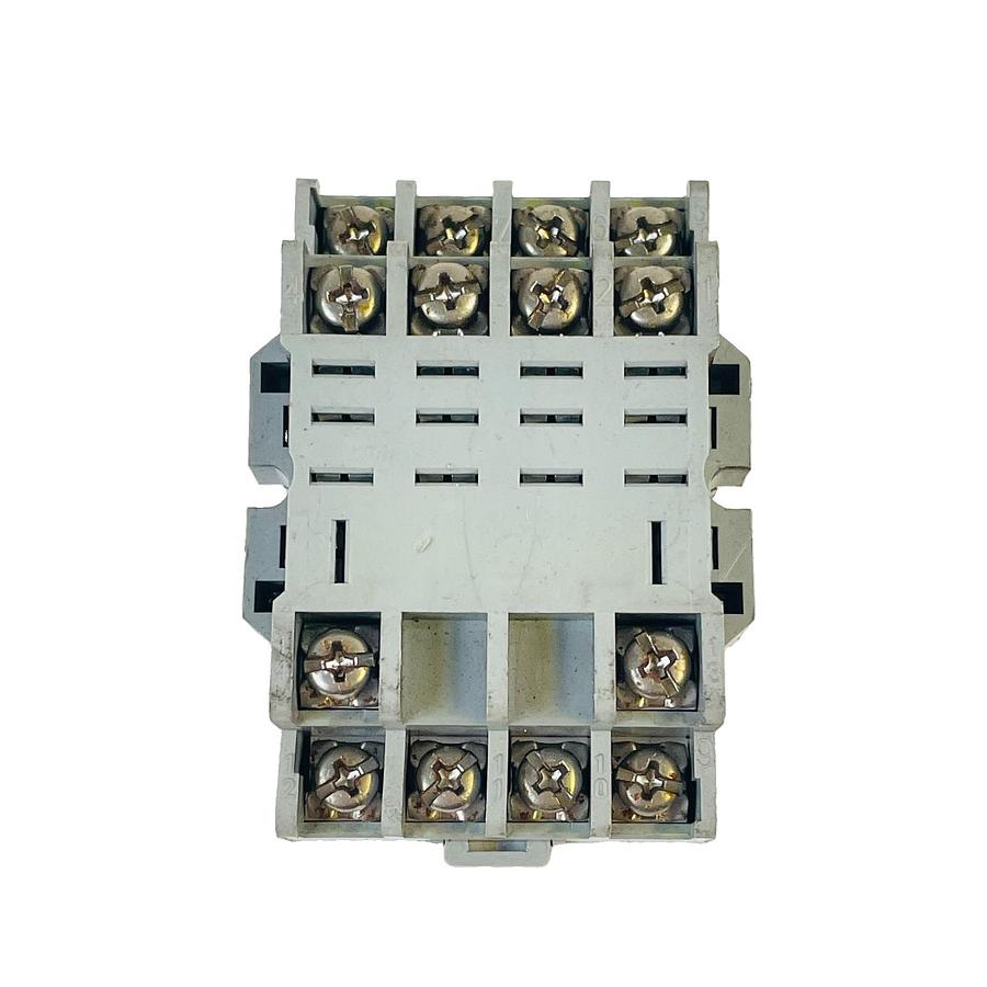 Used IDEC SH4B-05 14-PIN 4PDT BLADE RELAY SOCKET BASE 10A 300V DIN RAIL MOUNT