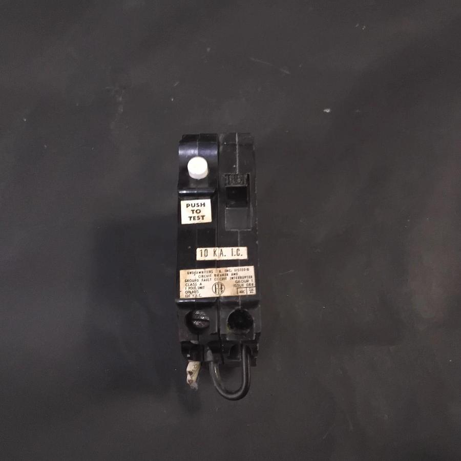 Used SIEMENS GFCI 20 AMP CIRCUIT BREAKER ($15 OBO)