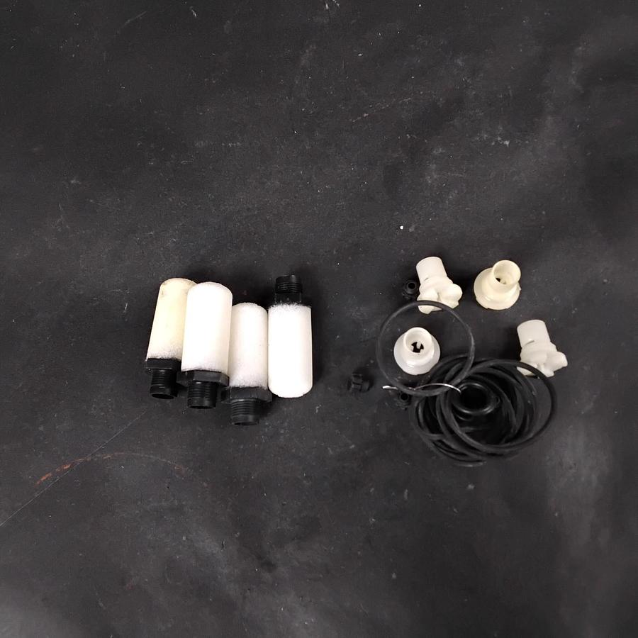 Used CERAMIC WATER FILTER REBUILD KIT ($6 OBO)