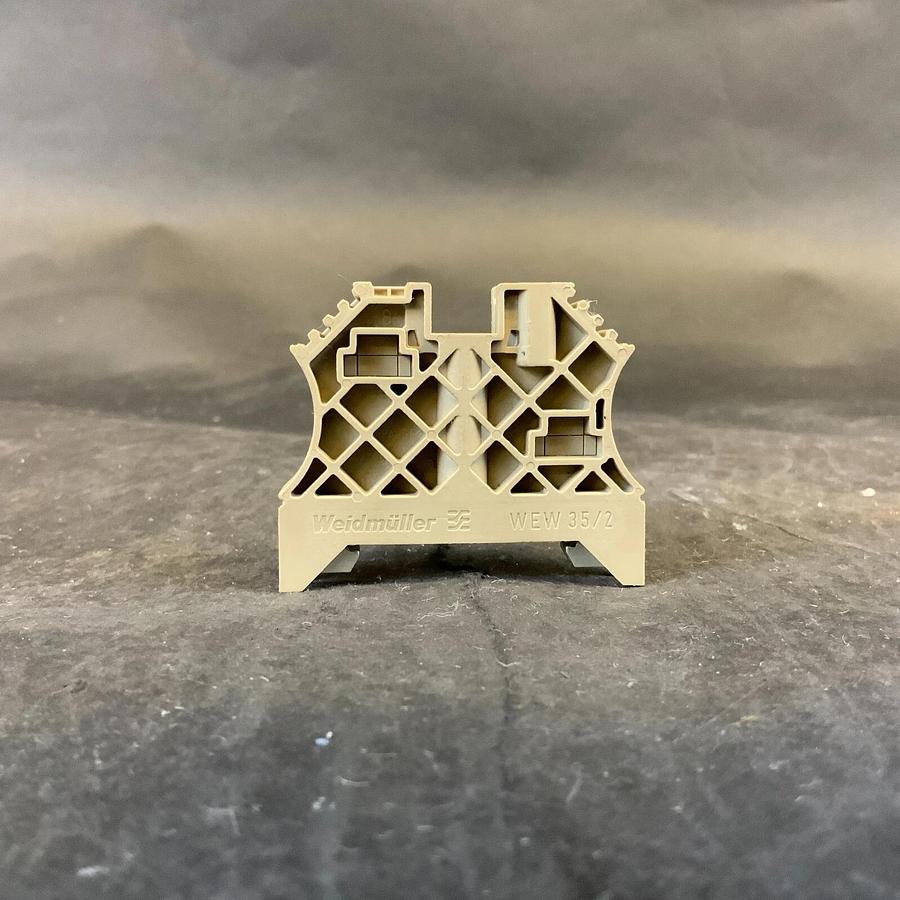Used WEIDMÜLLER WEW 35/2 END BRACKET - SET OF 4 ($8 OBO)