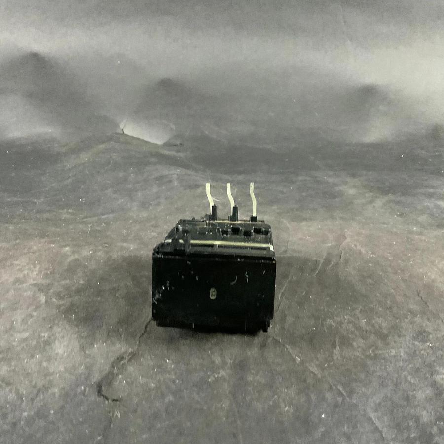 Used MITSUBISHI TH-K12FSTP OVERLOAD RELAY ($35 OBO)