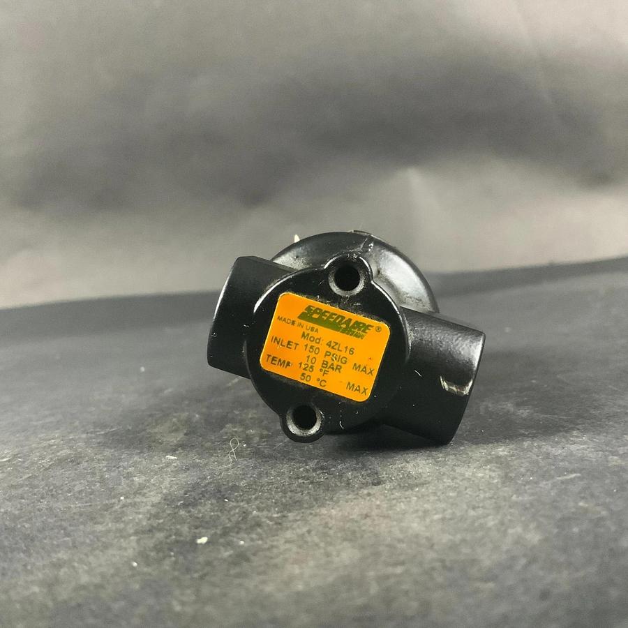 Used SPEEDAIRE 4ZL16 PNEUMATIC OIL FILTER ($25 OBO)