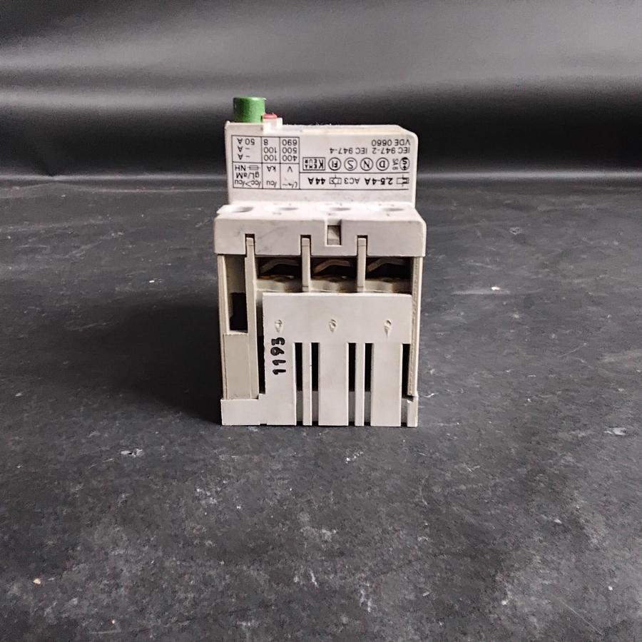 Used ALLEN BRADLEY 140-MN-0400 MANUAL STARTER ($20 OBO)