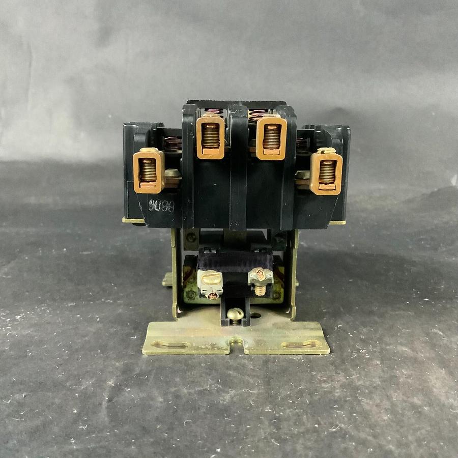 Used FURNAS 42BE25AFL1 CONTACTOR ($30 OBO)