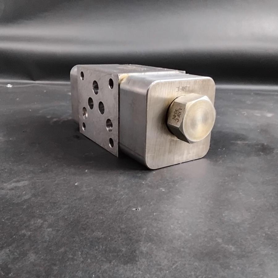 Used SUN HYDRAULICS ICG1-A2 HYDRAULIC VALVE ($40 OBO)