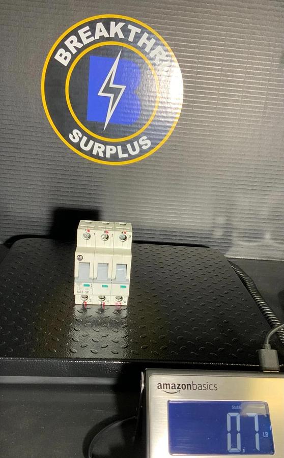 Used ALLEN BRADLEY 1492-SP3C200 ($28.99/EACH OBO)