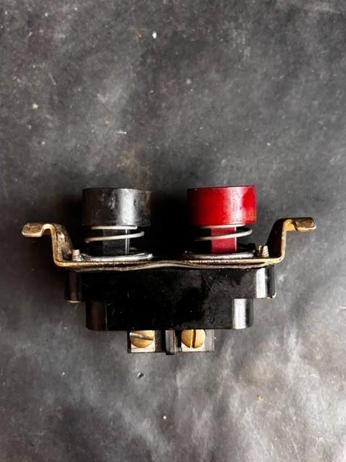 Used SQUARE D 9001-B020 START/STOP PUSHBUTTON ($20 OBO)