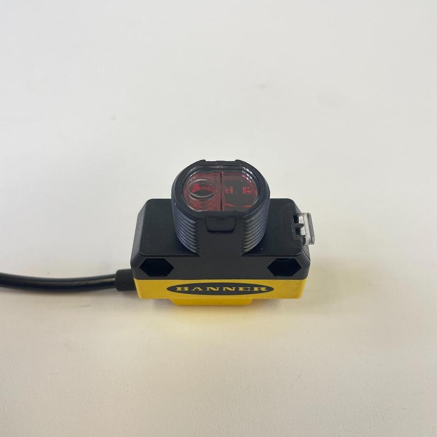 Used BANNER QS18VN6LPQ5 PHOTOELECTRIC SENSOR 10-30VDC INDUSTRIAL AUTOMATION SENSOR