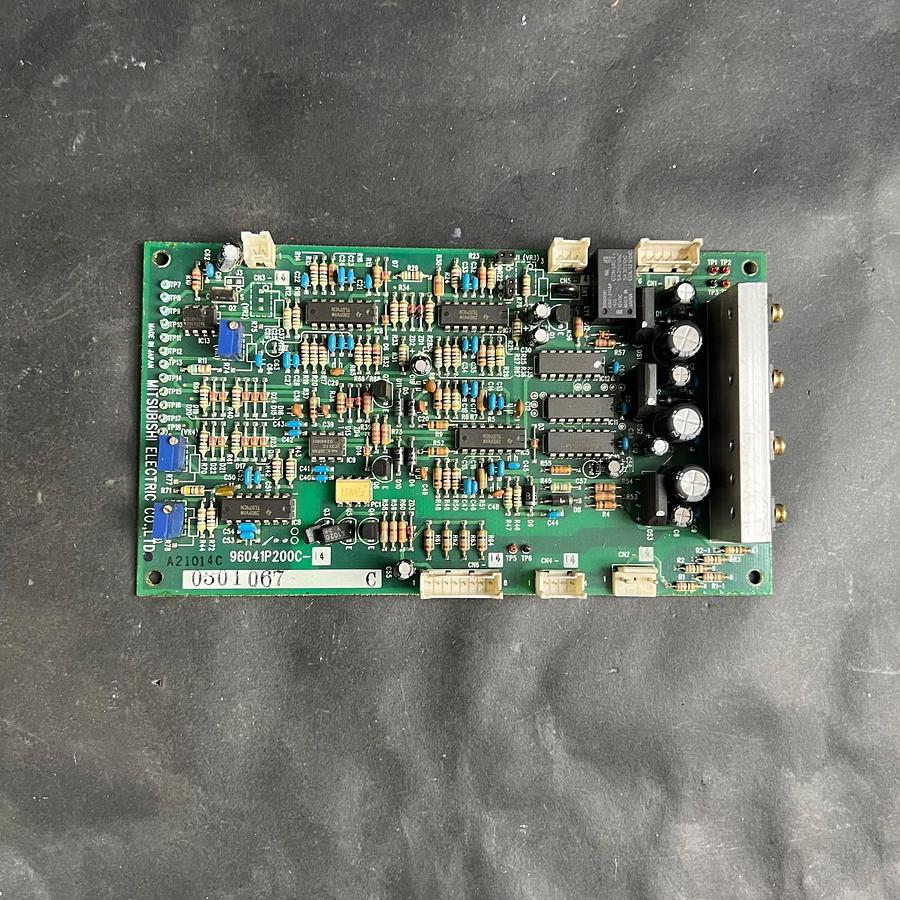 Used MITSUBISHI 96041P200C-14 CIRCUIT BOARD ($140 OBO)