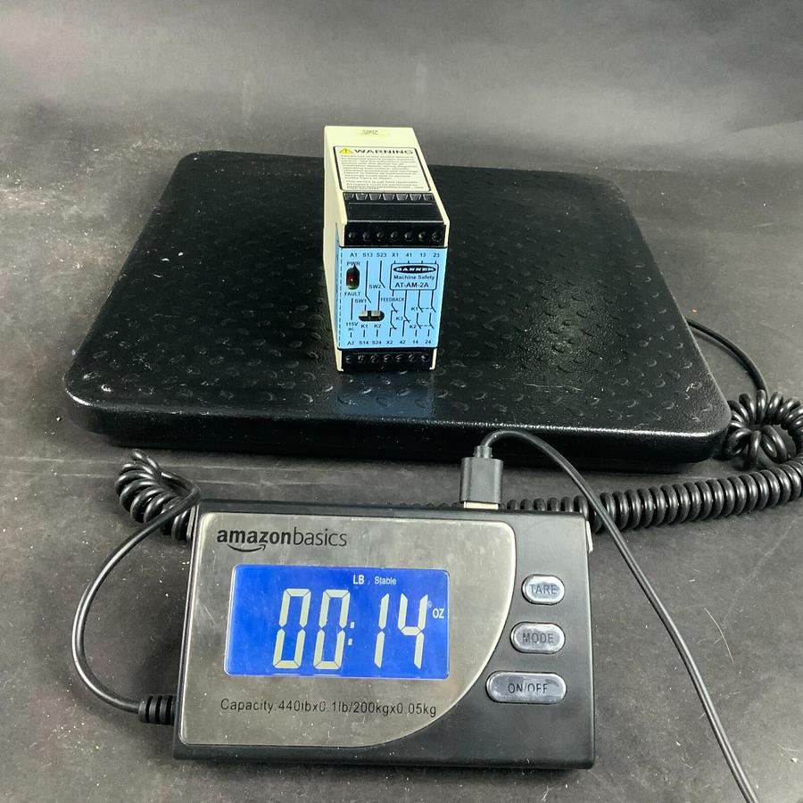 Used BANNER AT-AM-2A SAFETY RELAY ($600 OBO)