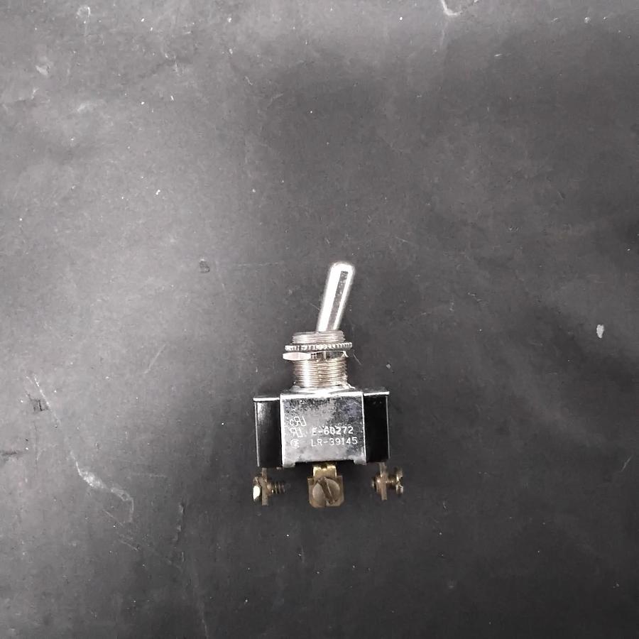 Used GARDNER BENDER GSW-11 TOGGLE SWITCH ($6 OBO)