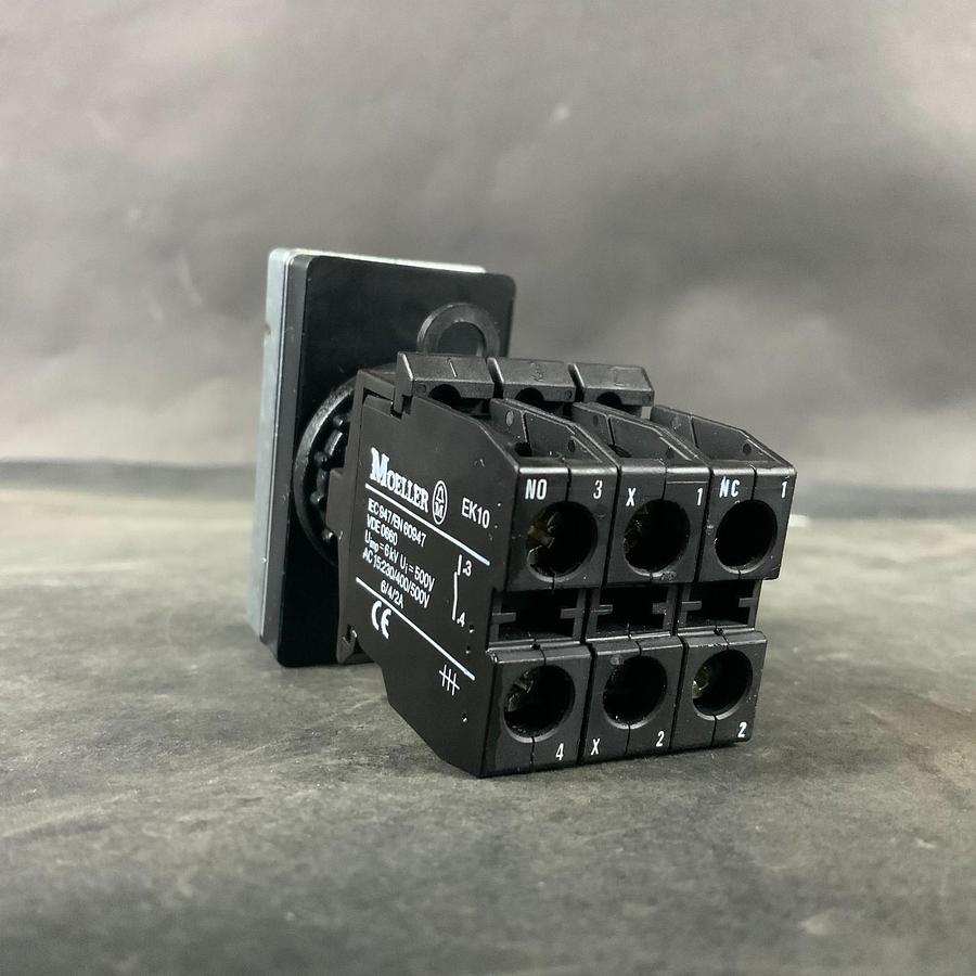 Used KLOCKNER MOELLER EK01 PUSHBUTTON ($12 OBO)