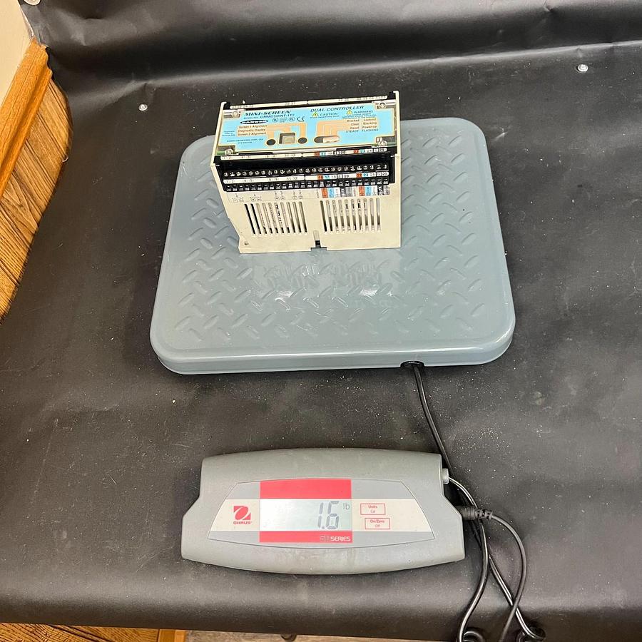 Used BANNER ENGINEERING GMMDSDINT-1T2 DUAL CONTROLLER ($300 OBO)